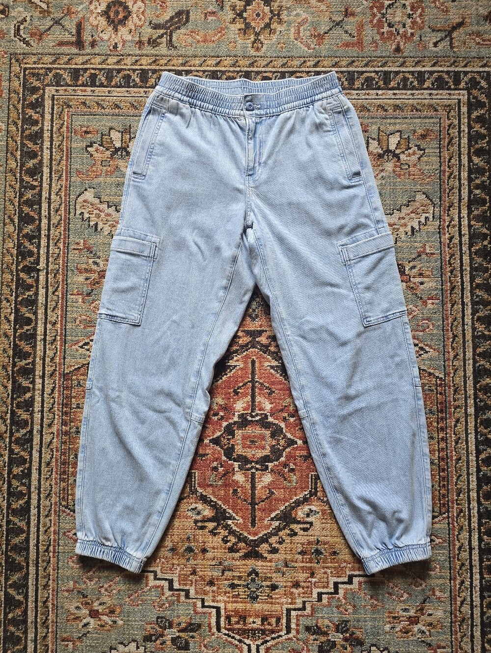 American Eagle - Picture 3 of 7